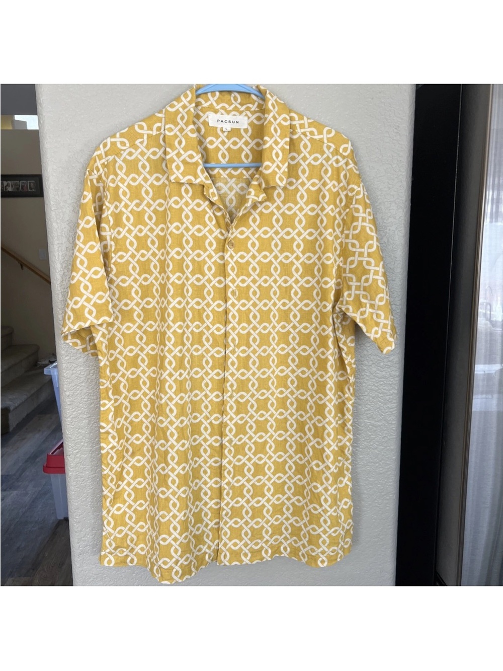 PacSun Men's Linen Blend Gold Link Geometric Short Sleeve Camp Shirt Size L